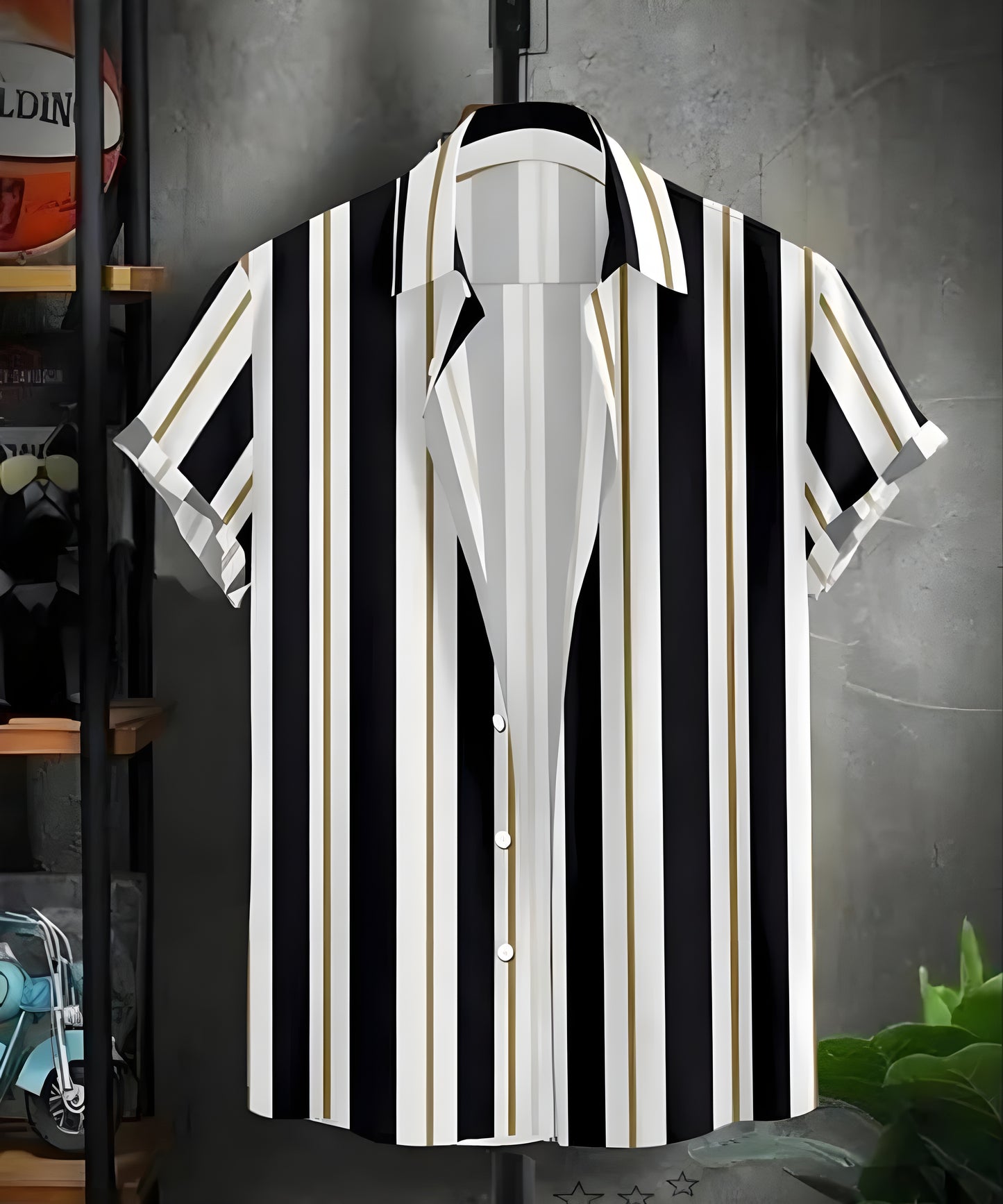 Men Regular, Super Slim Fit Striped Cut Away Collar Casual Shirt