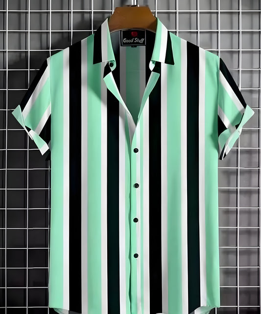 Men Regular Fit Striped Cut Away Collar Casual Shirt