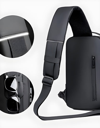 Shoulder bag with USB charging